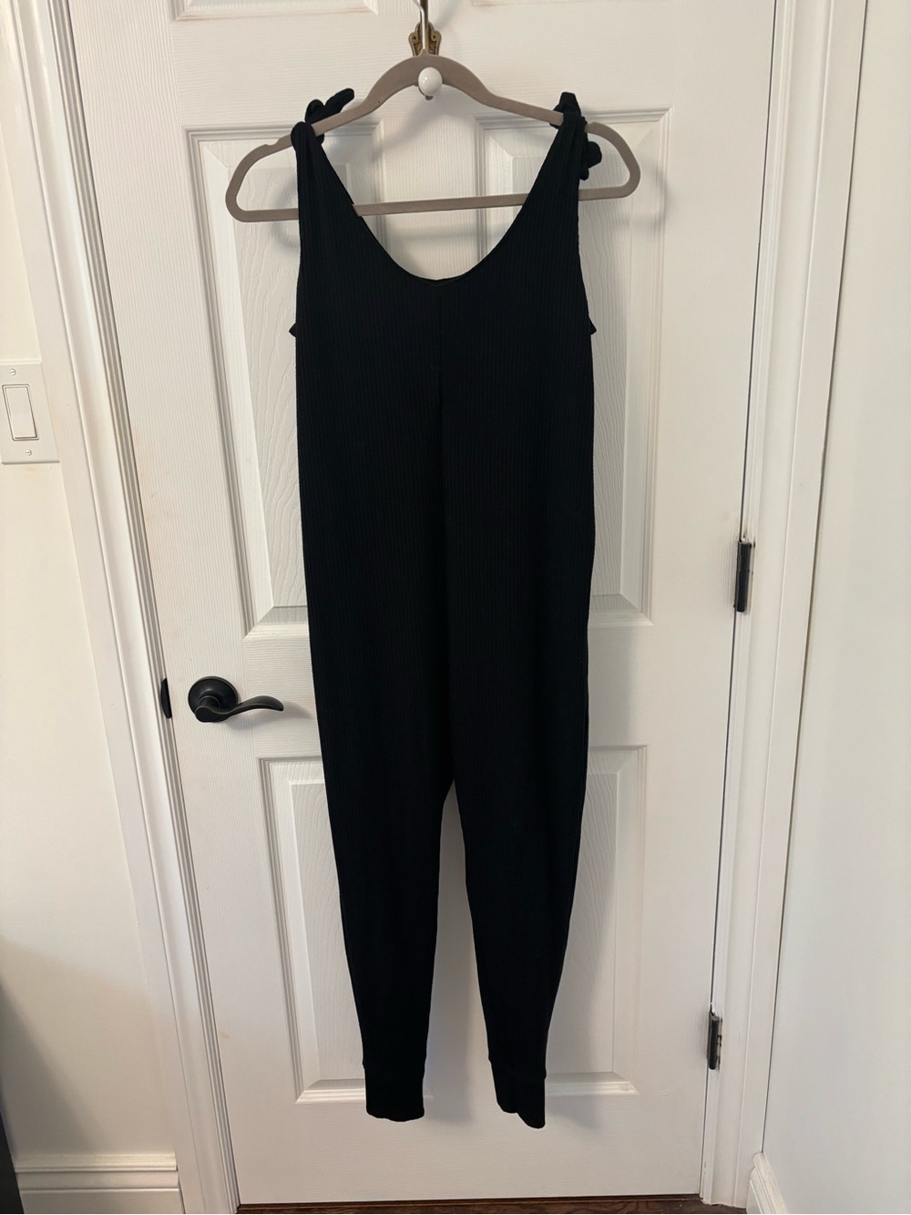 NWOT Smash + Tess Black Ribbed Tie-Strap Jumpsuit